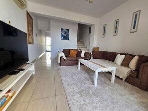 Townhome, Sea View | Living area - 2 Bed Townhouse in Peyia Paradise  (Pegeia)