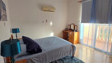 Townhome, Sea View | Free WiFi