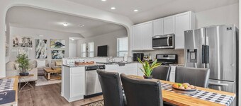 Convenient Family Home in Heart of Conroe