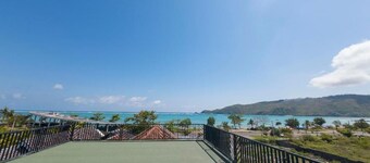 Mar Bella Beachfront Hotel