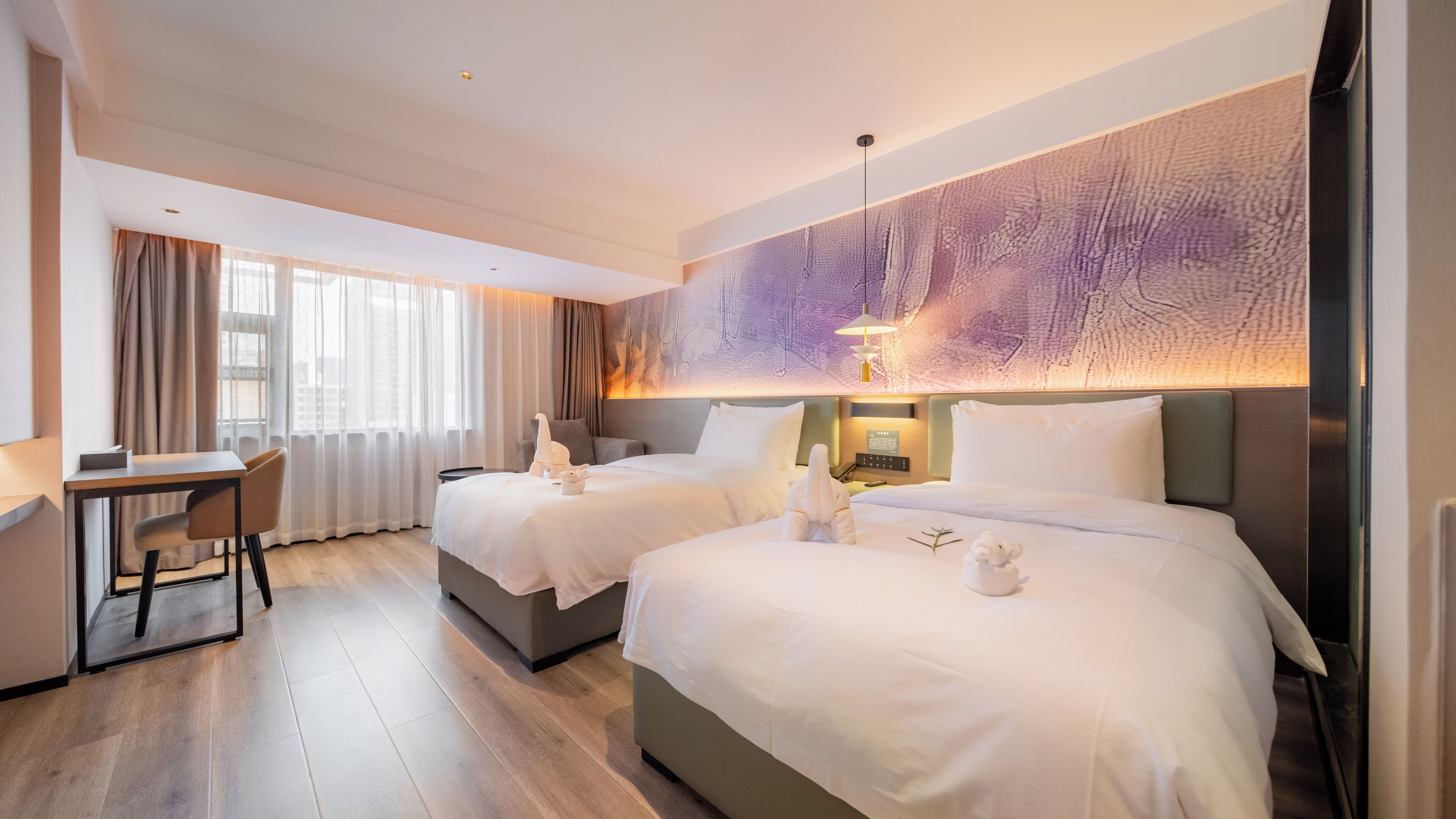 Free minibar, blackout drapes, iron/ironing board, free WiFi