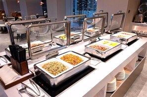 Daily buffet breakfast for a fee - Madison Hotel Haikou Qilou Old Street (Haikou)