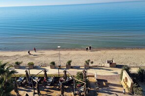 Beach nearby - Happy Stay Apartment by the Sea 095, Durres, Albania (Durres)