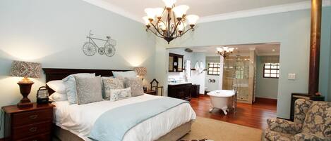 3 bedrooms, iron/ironing board