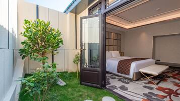 特級雙人房, 城市景 | 高級寢具、記憶棉床墊、書桌、手提電腦工作空間