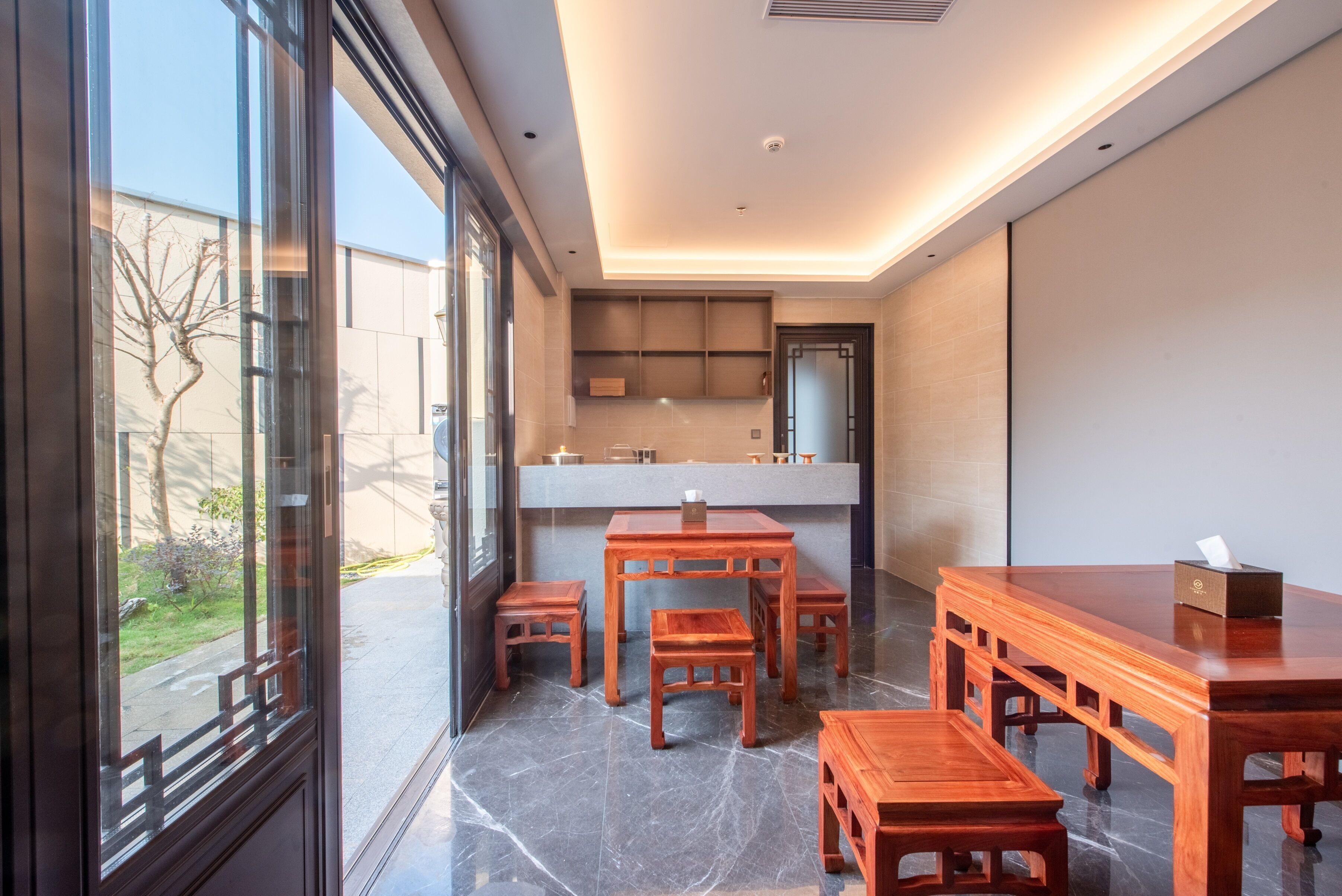 تناول الطعام