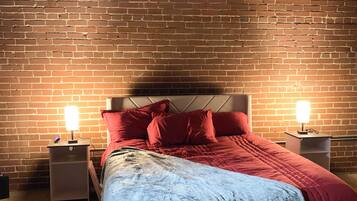 Strykjärn/strykbräda, wi-fi och sängkläder