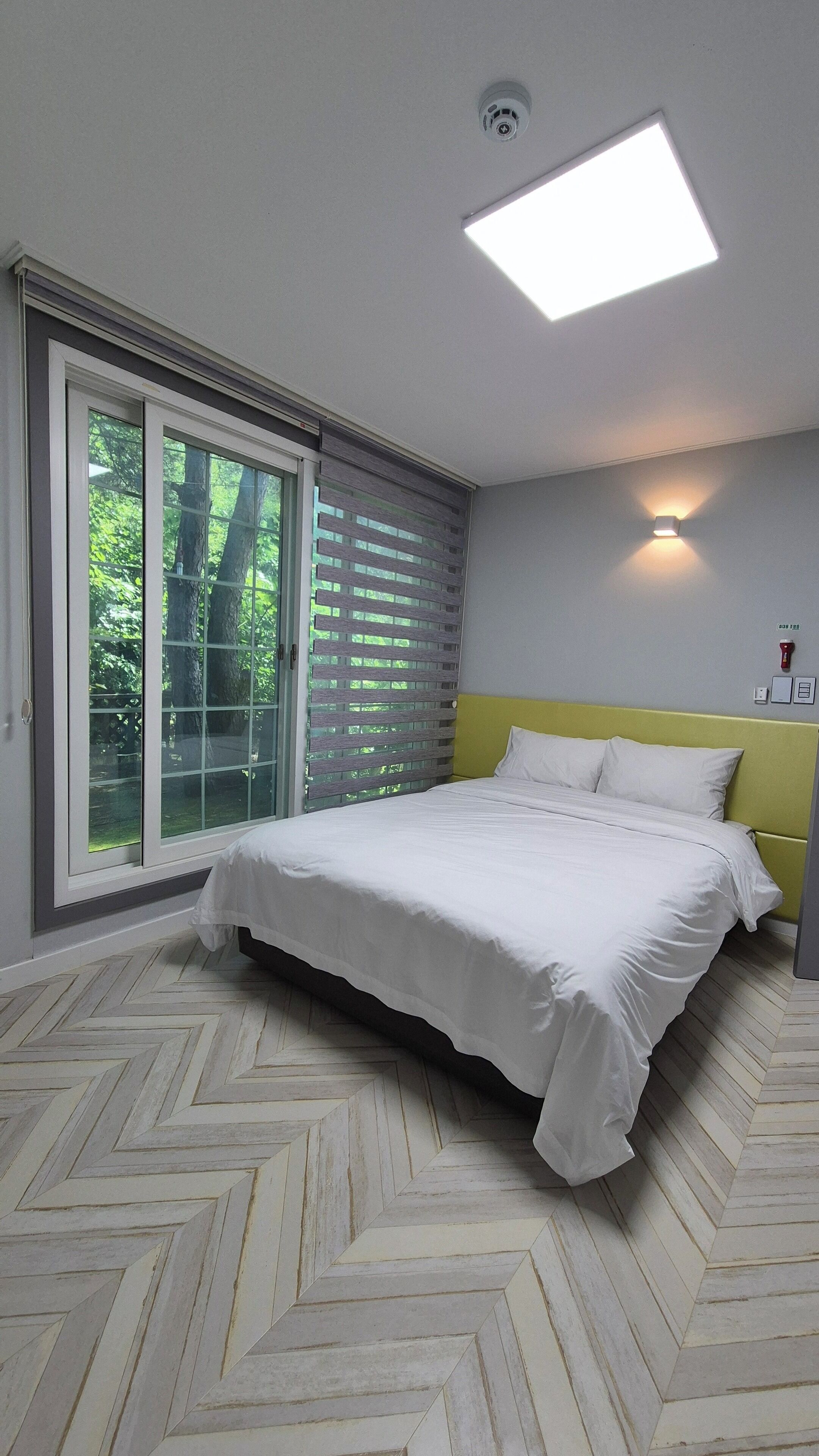 Family Suite, 2 Bedrooms, Kitchen, Garden View | Blackout drapes, iron/ironing board, free WiFi