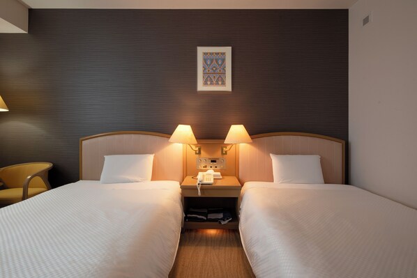 Twin Room, Non Smoking | Desk, laptop workspace, free WiFi - Hotel Global View Iwaki (Iwaki)