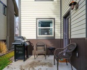 Terrace/patio - Modern Montana Retreat | 3BR + Loft | 2.5BA (Bozeman)