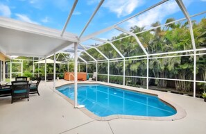 Outdoor pool, a heated pool - Villa Tropicale: A Serene and Exclusive Southwest Florida Villa! (Cape Coral)