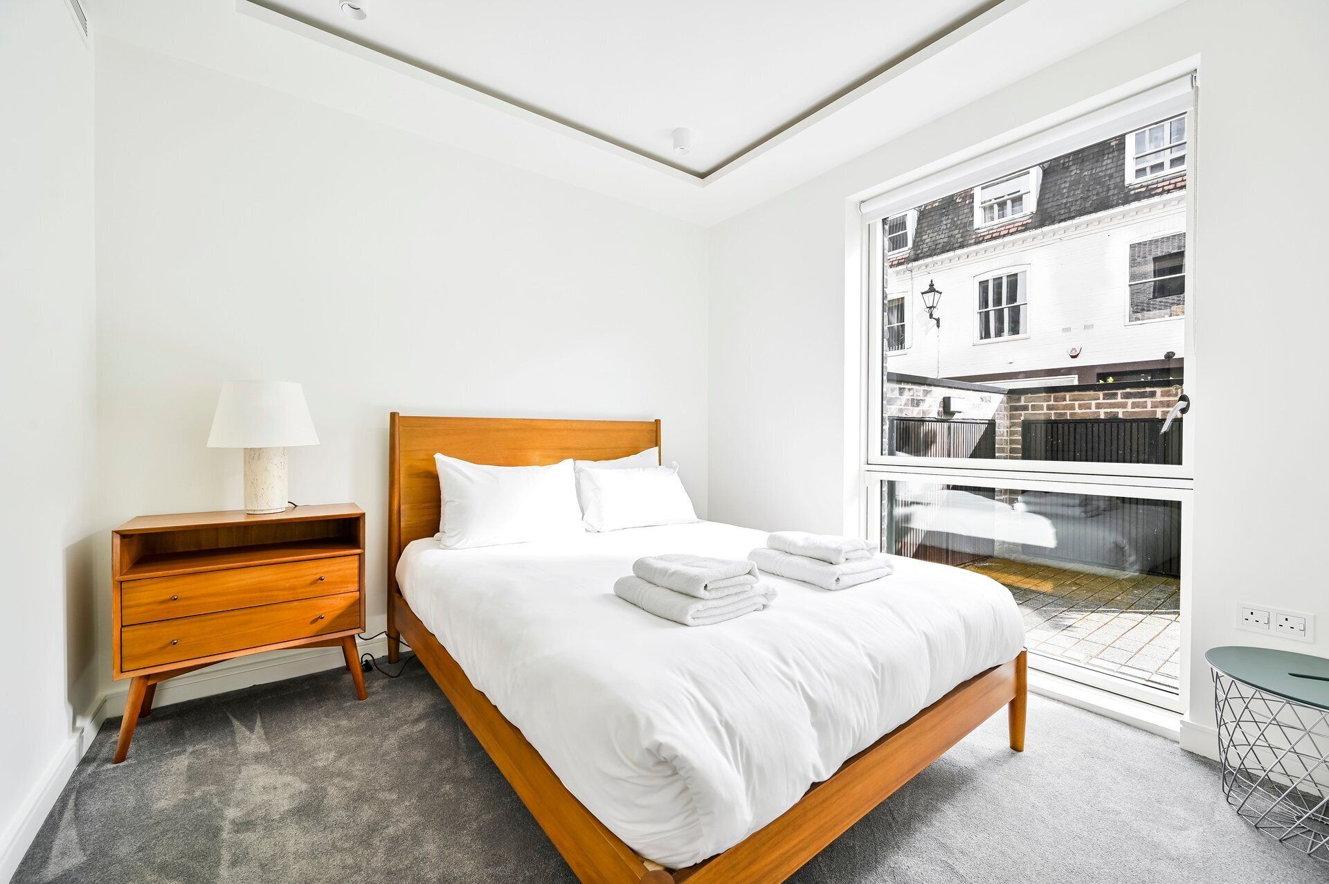 Apartment (GuestReady - Stylish living in Paddin) | 3 bedrooms, desk, laptop workspace, free WiFi