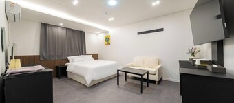 Hotel Boribat SeokNam