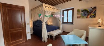 2 bedroom apartment for 4 people in a central area