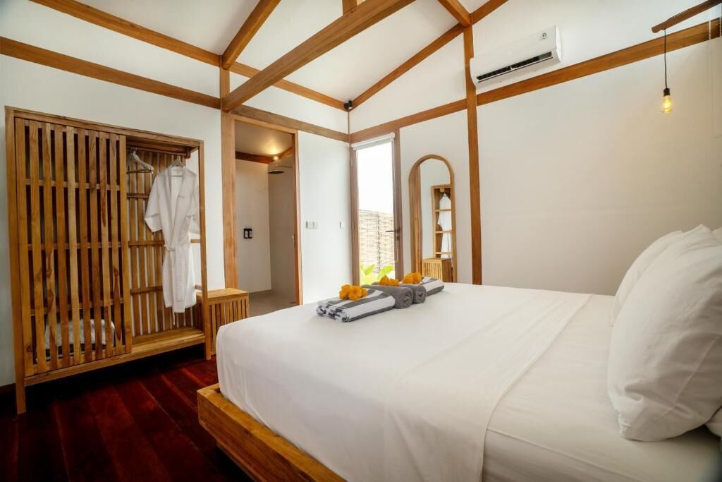 Villa Confort, vistas al jardín | Caja fuerte, sistema de insonorización, wifi gratis