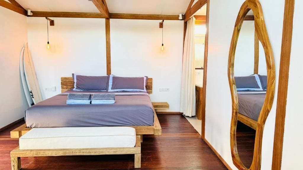 Vila Premium, pemandangan kebun | Bantalan ekstra lembut, minibar, brankas, dan kedap suara