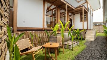 Villa Confort, vue jardin | Restauration extérieure