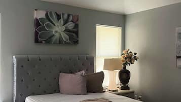 Bügeleisen/Bügelbrett, WLAN, Bettwäsche