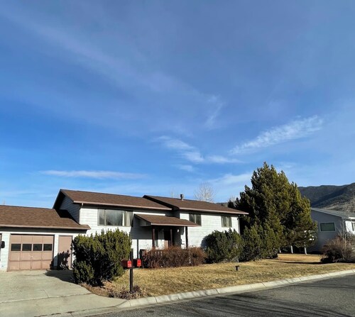 Charming 2-bedroom condo in enjoyable Butte location