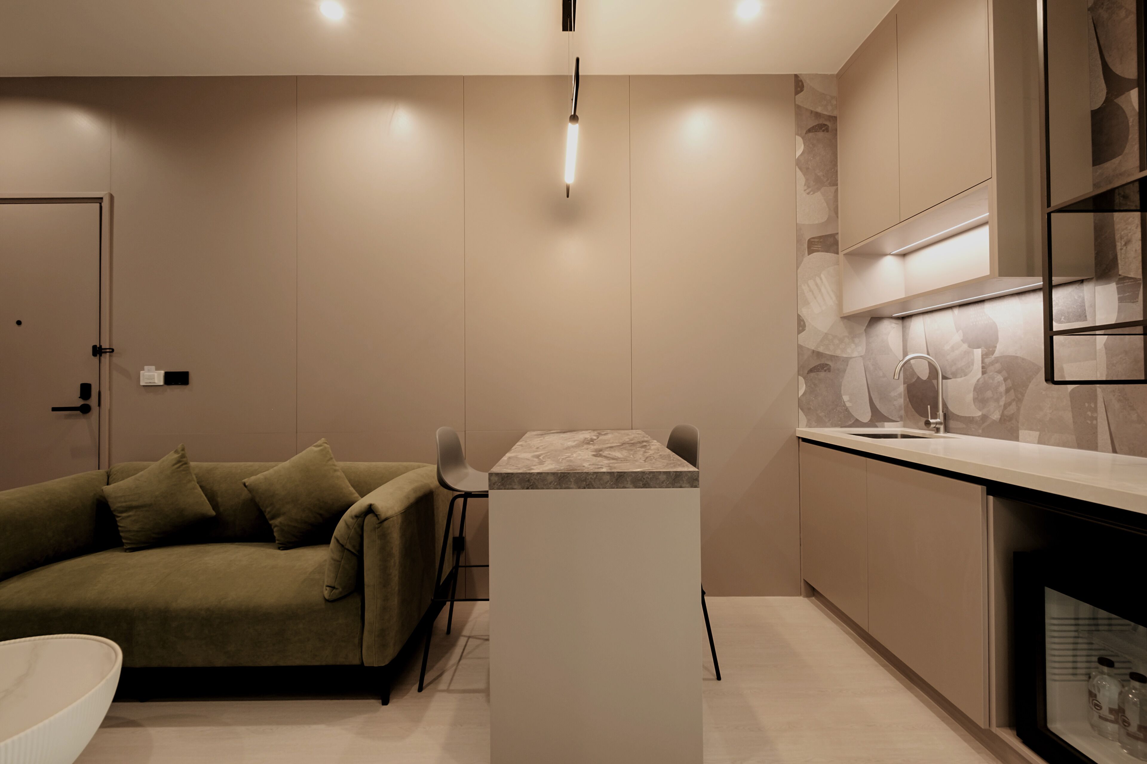 Family Double Room, Balcony, Pool View | Private kitchen