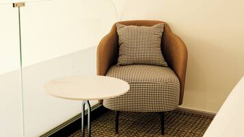 Superior maisonnette, balkon, uitzicht op bergen | Interieur