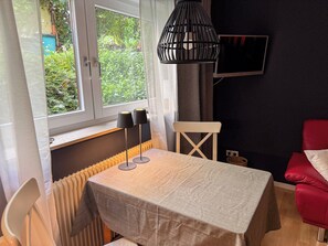 Interior - Apartment / parking lot / garden / bike garage (Freiburg im Breisgau)