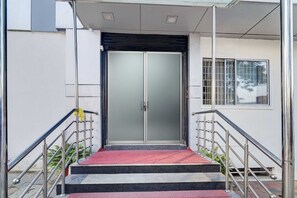 House | Reception - Townhouse City Center Kushal Nagar (Somvarpet)