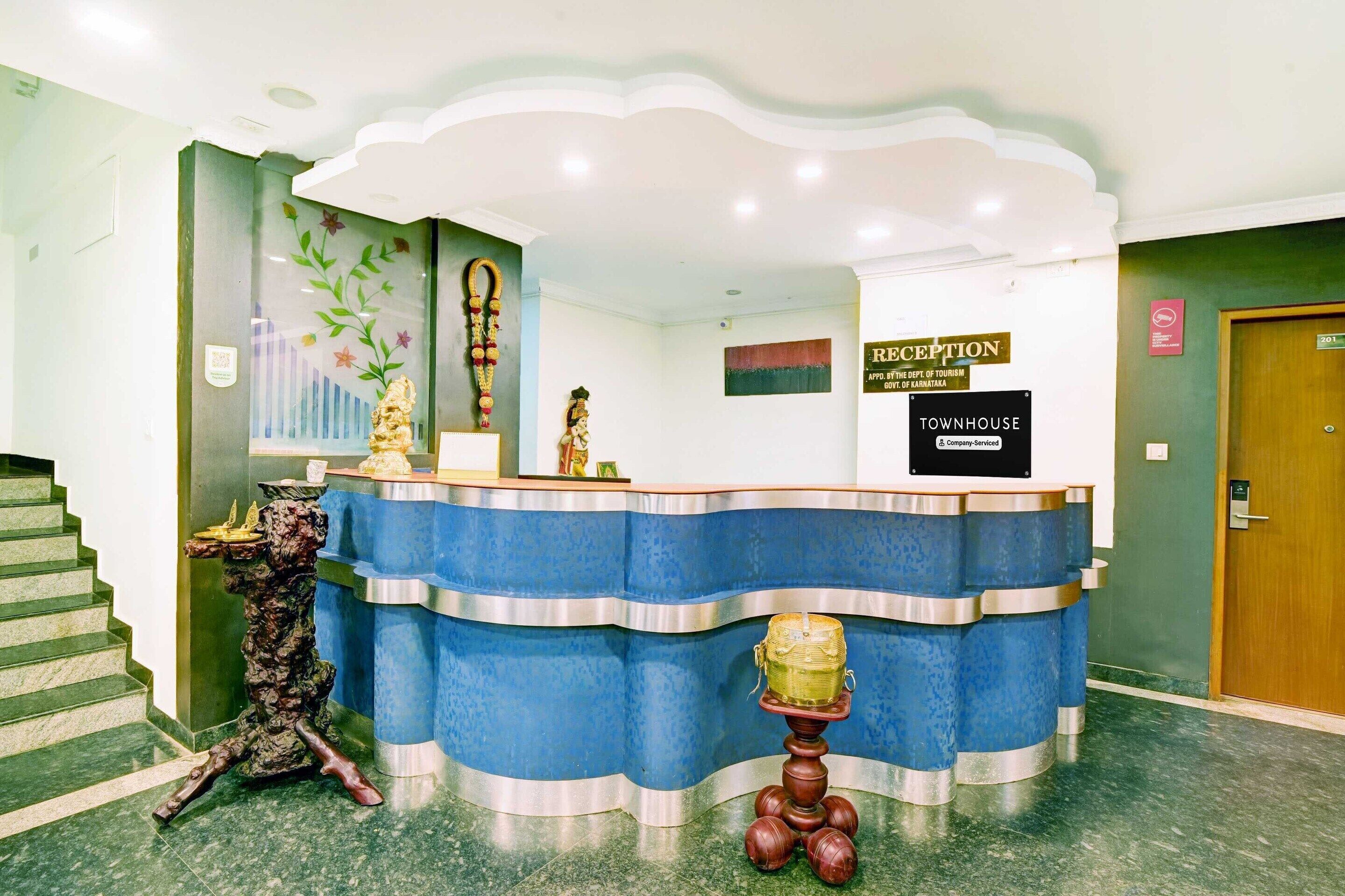 House | Reception