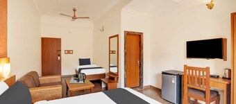 타운하우스 시티 센터 쿠샬 나가르