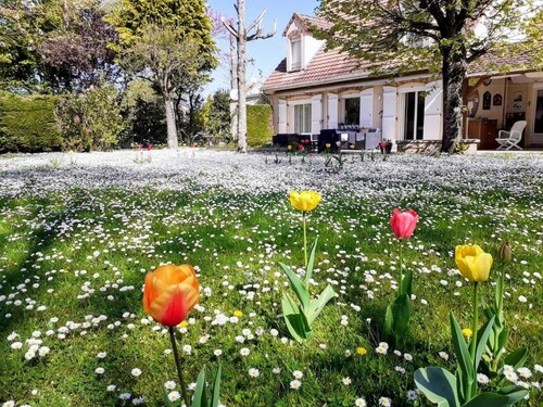 Large family home near Paris and Disney