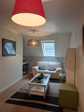 Living area - Large family home near Paris and Disney (Mandres-les-Roses)