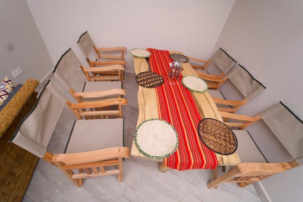 Camera doppia, balcone, vista fiume | Ristoranti