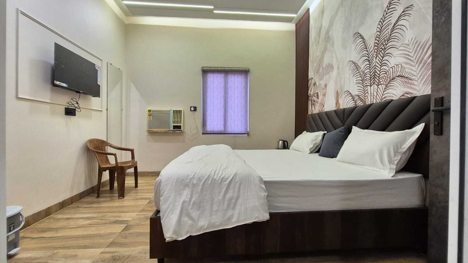 Quarto casal luxo | Espaço de trabalho para notebook, Wi-Fi de cortesia