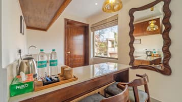 Deluxe Double Room | Desk, iron/ironing board