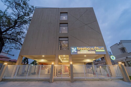 Treebo Premium Cachet Suites