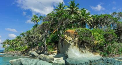 Tasvir Lagoon Retreat