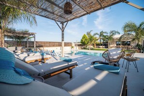 Terrace/patio - Villa Olympia- Large villa perfect for groups (Kavrós)