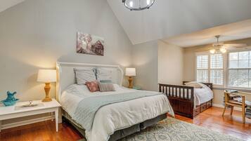 Bureau, fer et planche à repasser, accès Internet, draps fournis