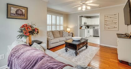 Knoxville Farmhouse Retreat! Easy Access to Town