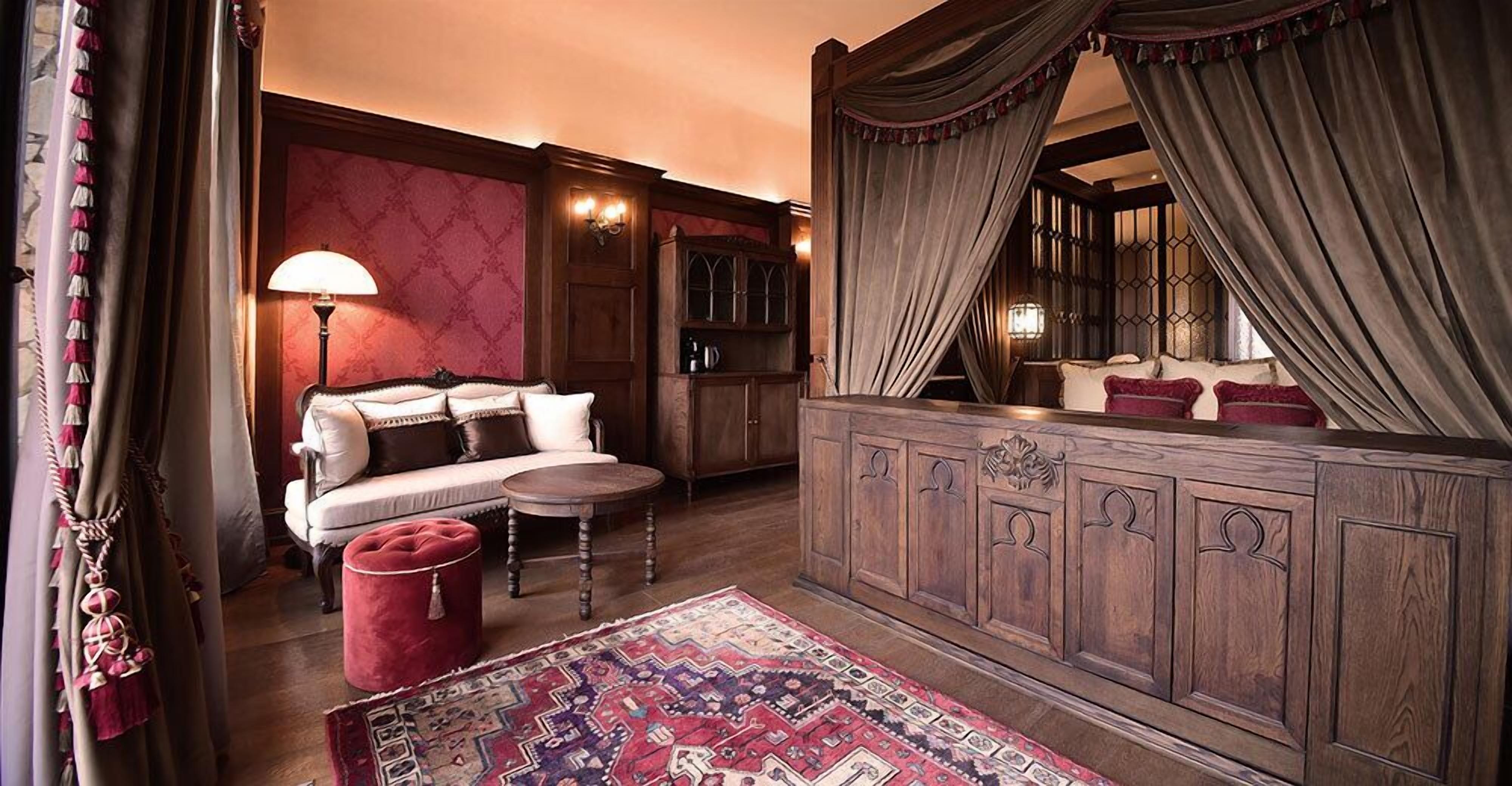 Castle Suite- King&Queen | Free WiFi