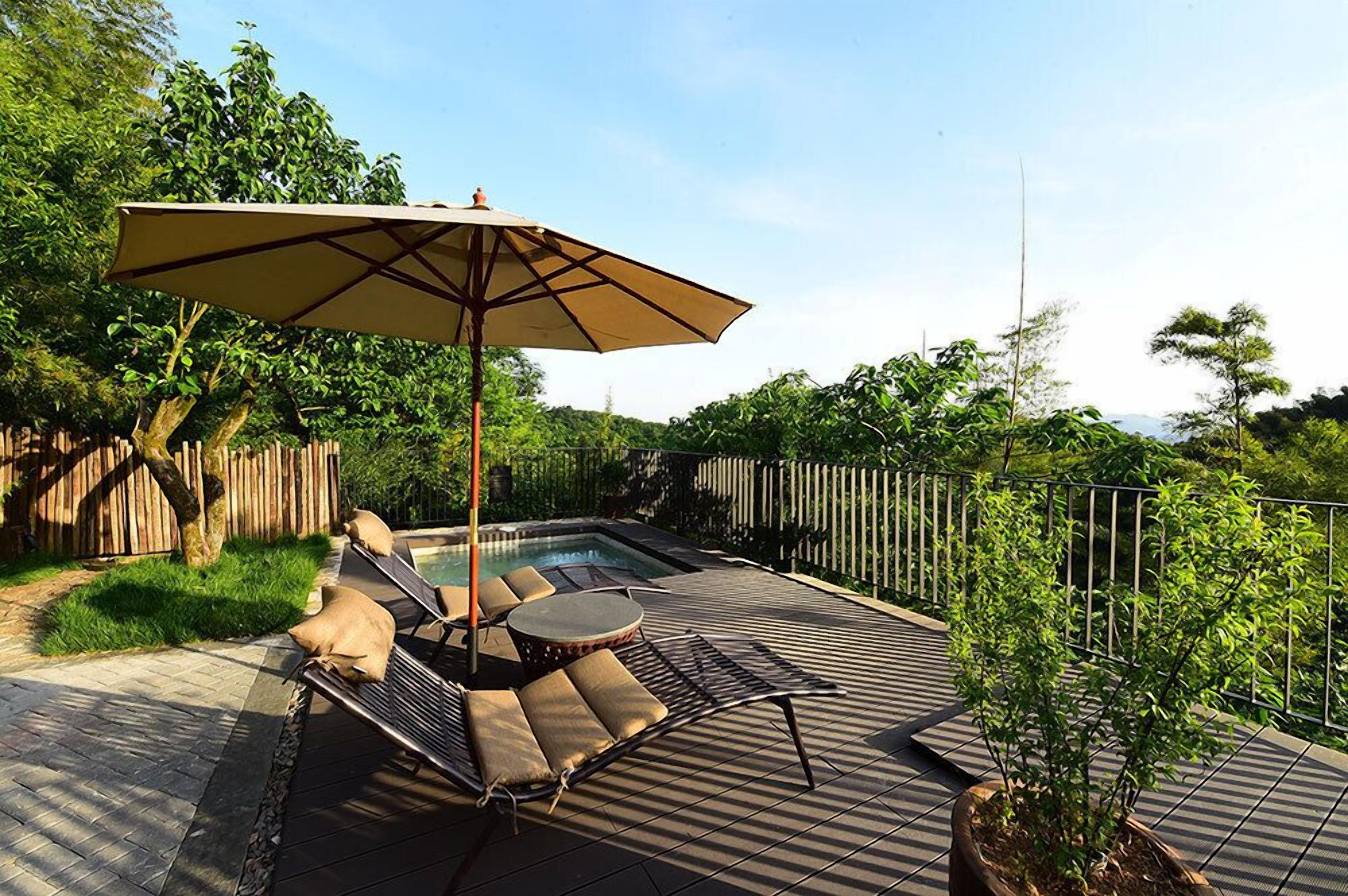 Bungalow- 4 Bedroom | Terrace/patio