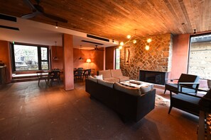 View from room - naked Castle  (Huzhou)