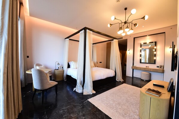 Free WiFi - naked Castle  (Huzhou)