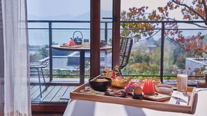 Lake View Villa- 2 Bedroom | Free WiFi - naked Water (Suzhou)