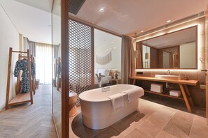 Rumah Keluarga, pemandangan danau | Kamar mandi