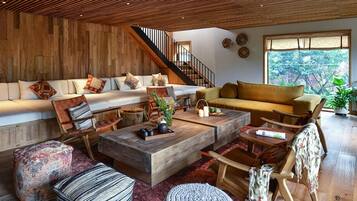 Private Pool & Jacuzzi Bungalow- 3 Bedroom | Free WiFi