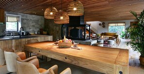 Familiehus, bassengutsikt | Eget kjøkken | Høy barnestol