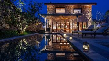 Private Pool & Jacuzzi Bungalow- 3 Bedroom | Free WiFi