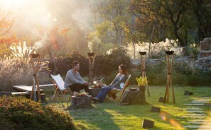 Casa familiar, vista al resort | Restaurante al aire libre