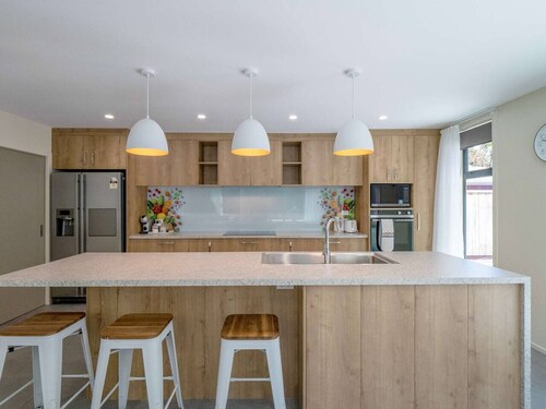 Architectural Retreat in Prestigious Whanganui